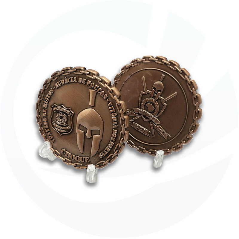 Pièce de défi militaire en bronze antique